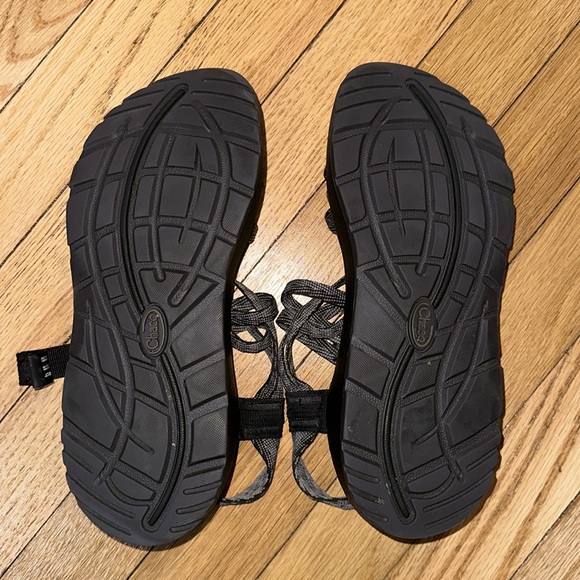 Chacos - Picture 2 of 3